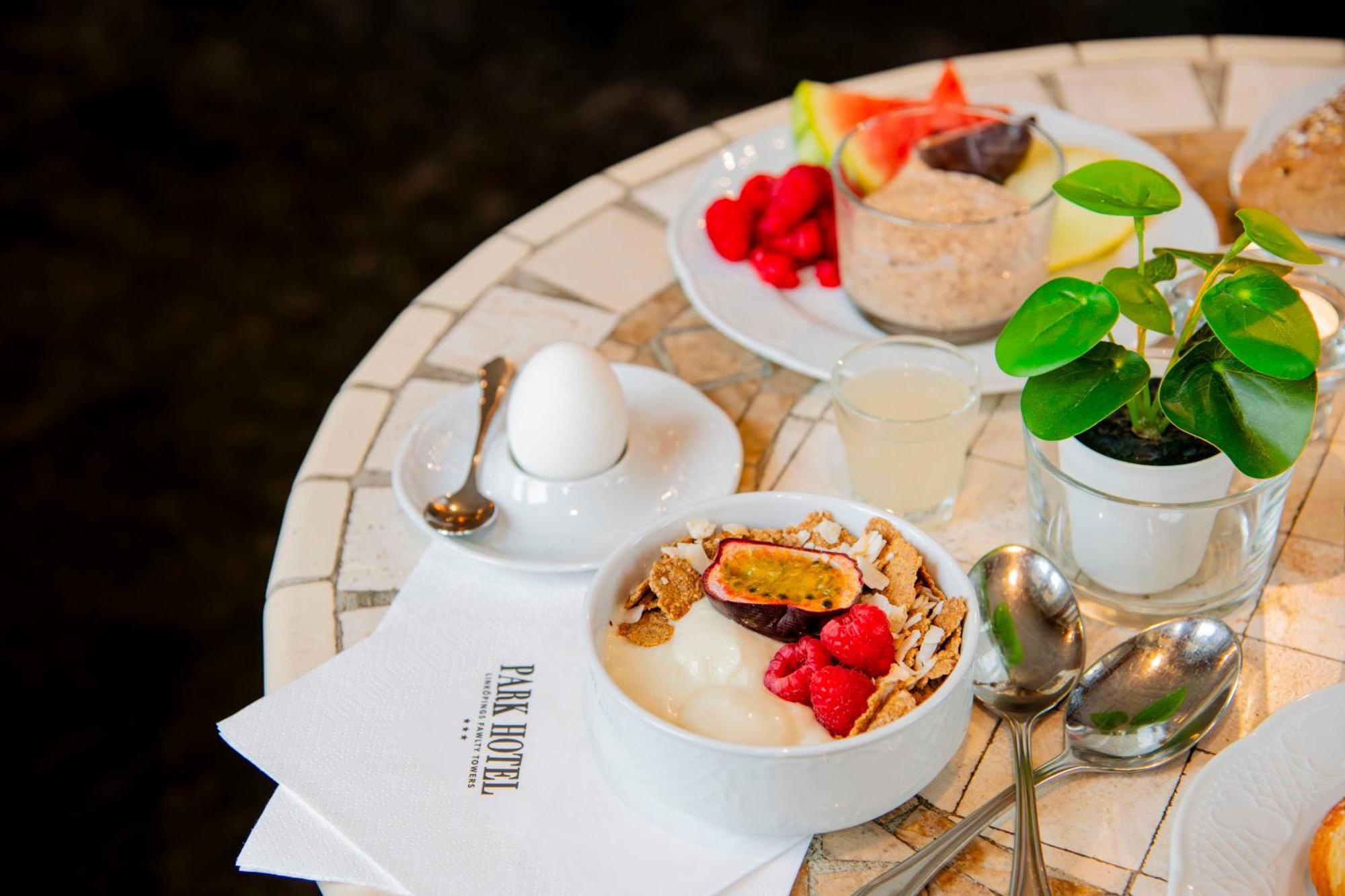 Park Hotel Linkoeping Fawlty Towers المظهر الخارجي الصورة