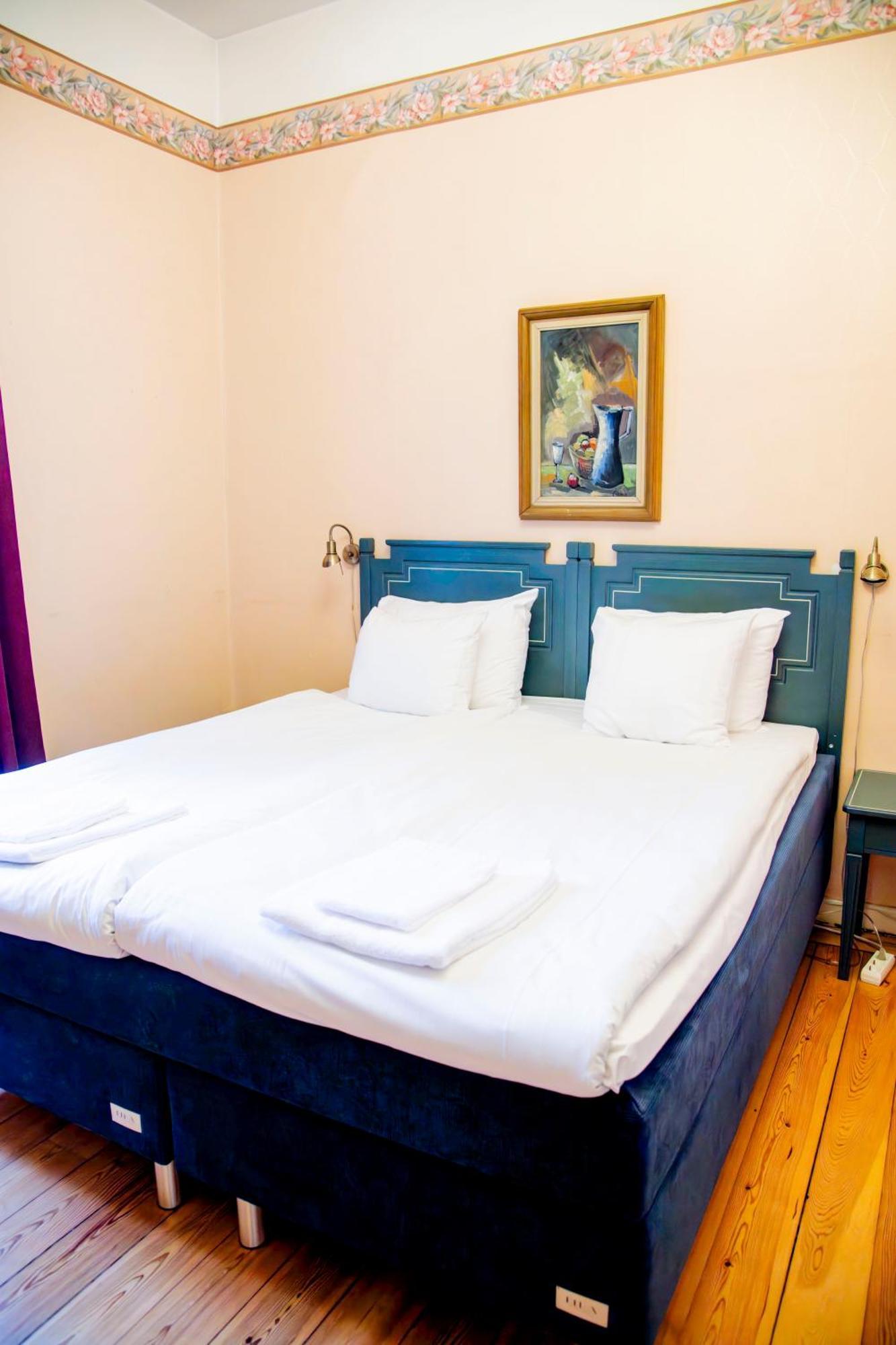 Park Hotel Linkoeping Fawlty Towers الغرفة الصورة